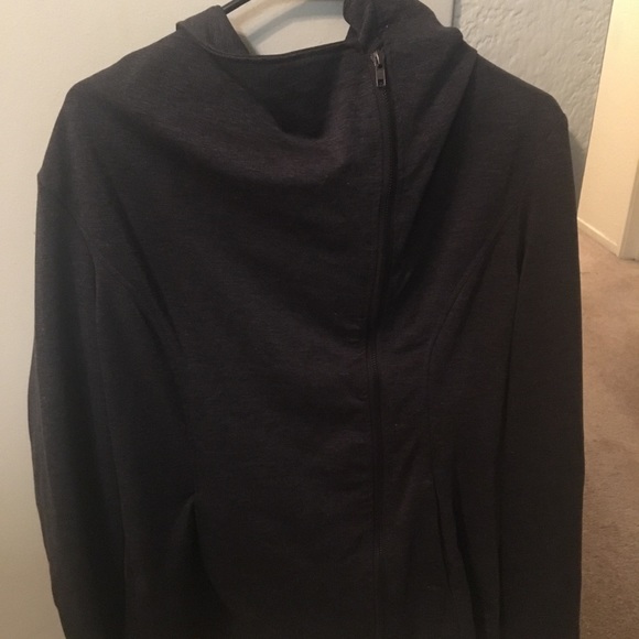 Sweater - Picture 2 of 5